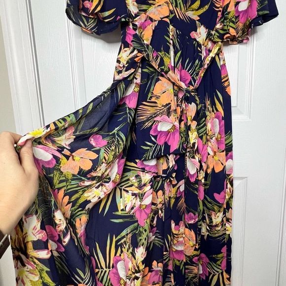 Luxxel Multicolor Tropical Floral Short Sleeve Open Skirt Romper Size Small - Picture 5 of 16